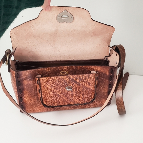 Handmade Leather Shoulder Bag - Picture 3 of 9
